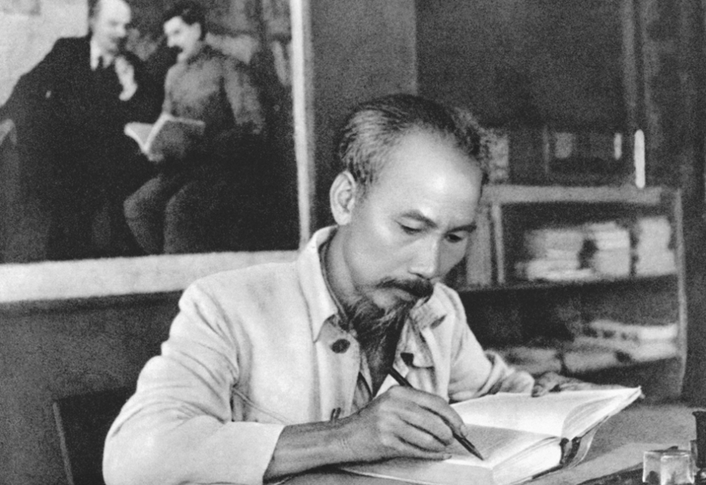 Tư tưởng Hồ Chí Minh về xây dựng Đảng cầm quyền