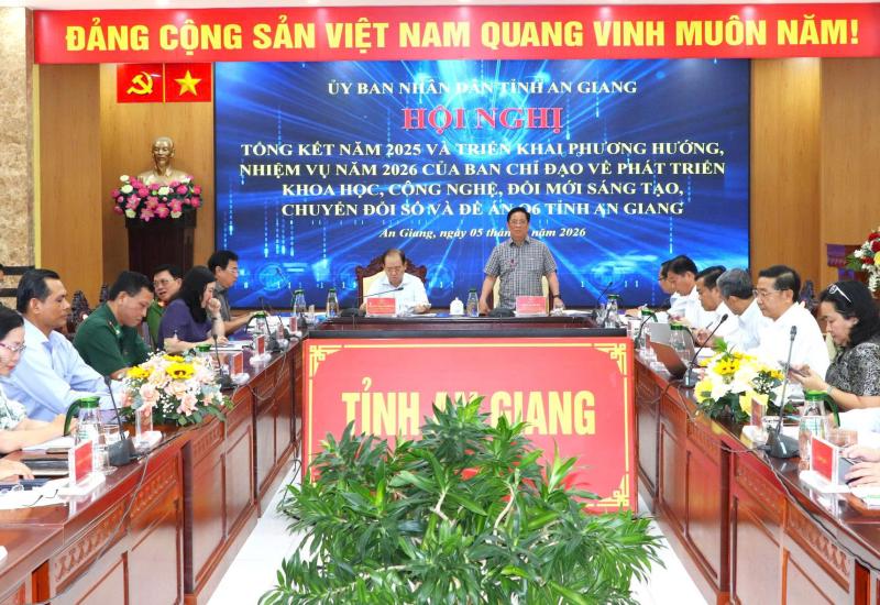 Đẩy mạnh khoa học công nghệ và chuyển đổi số thúc đẩy tăng trưởng kinh tế, phục vụ nhân dân