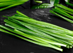 Loại rau rẻ tiền nhưng cực tốt cho tim mạch, tiêu hóa và giấc ngủ