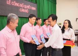 Lễ trao Quyết định về công tác cán bộ